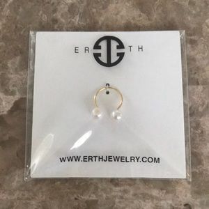 NWT Erth TU Y YO Ring